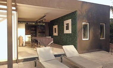 Casa en venta - 2 Dormitorios 3 Baños - 745Mts2 - Pilar