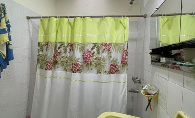 Casa en  venta de 3 ambientes  con lote 8,66 x 43 -Wilde