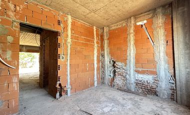 VENTA SEMIPISOS 2 AMB CON COCHERA Y BAULERA EN QUILMES