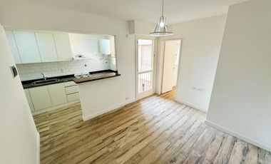 Departamento totalmente refaccionado en  venta en San Fernando, apto crédito!