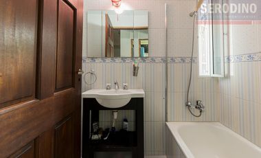 Chalet con excelente lote y ubicación
