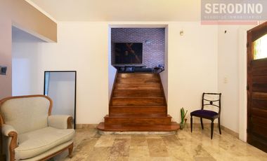 Chalet con excelente lote y ubicación