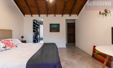 Chalet con excelente lote y ubicación