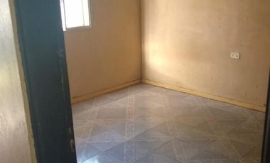 Casa en venta - 4 Dormitorios 2 Baños - Cochera - 489Mts2 - Ángel Etcheverry, La Plata