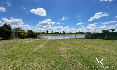 Venta lote en B°  San Sebastian, Escobar