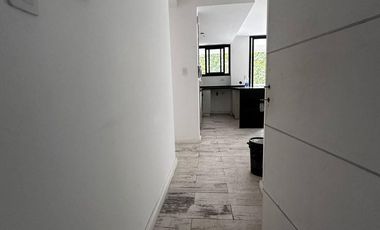Venta 3 amb. 75M, frente, Lanús. Iberlucea 2922.