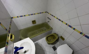 Depto 3 Amb con Balcón Excelente Estado en Avellaneda Centro