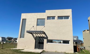 Casa en vent en Santa Lucia Pilar del Este | VCO Propiedades