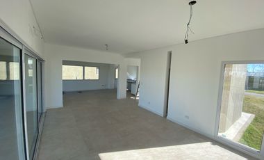 Casa en vent en Santa Lucia Pilar del Este | VCO Propiedades
