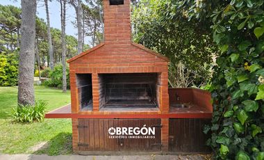 Casa en alquiler zona norte de Pinamar a 2 cuadras del mar
