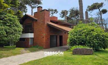 Casa en alquiler zona norte de Pinamar a 2 cuadras del mar