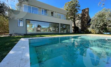 Casa en venta - Barrio Saint Thomas Oeste, Canning