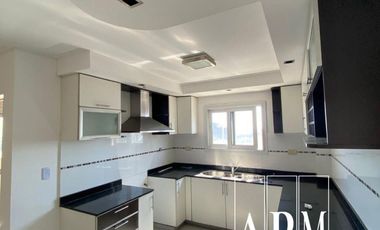 Exclusivo semipiso sobre calle Cólon, Posadas (financiación a 60 meses)