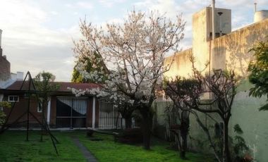 Casa en venta - 3 Dormitorios 2 Baños - Cochera - 400Mts2 - Wilde, Avellaneda