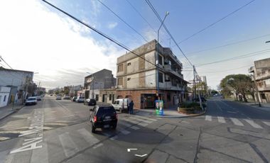 Casa en venta - 3 Dormitorios 2 Baños - Cochera - 400Mts2 - Wilde, Avellaneda