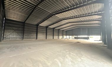 Nave Industrial / Comercial a estrenar en Alquiler a metros Aut. Bs.As.-LaPlata