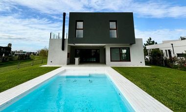 Casa en venta Barrio terralagos Canning