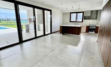 Casa en venta Barrio terralagos Canning