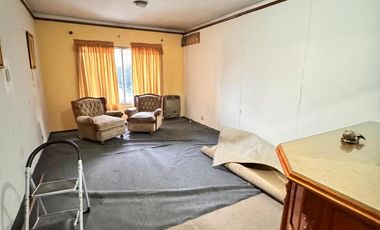 Importante casa de 5 dormitorios sobre Av. Mate de Luna al 2100, zona Parque Avellaneda