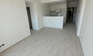 Dpto 3 amb a estrenar, 2° C, 63,25 m2 total, c/balcón semicubierto al fte, Liniers.