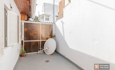 PH en venta - 2 dormitorios 1 baño - 2 patios - 63mts2 - Tolosa, La Plata