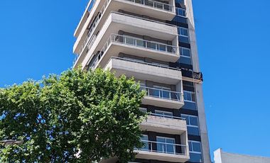 Departamento tres ambientes en venta en San Martín