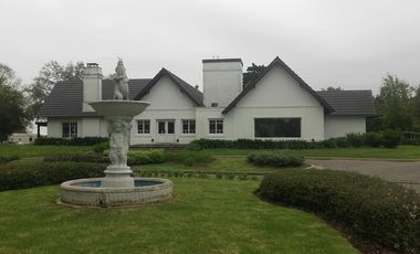 Hermosa casa en obra en venta en barrio Monet, Cardales