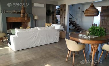 CASA EN ALQUILER DE TEMPORADA EN SANTA TERESA- MAROTO PROPIEDADES