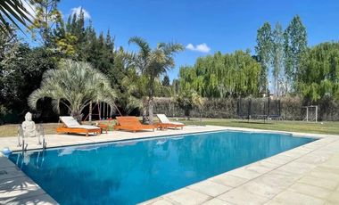 Casa en alquiler temporario en el barrio Malibu