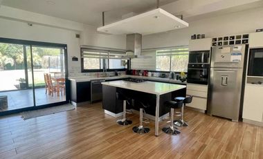 Casa en alquiler temporario en el barrio Malibu
