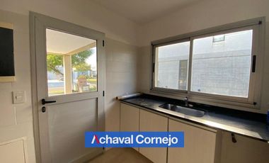 Casa en venta (con renta) en PUERTOS en Barrio Vistas con pileta sobre un lote de 700 m2