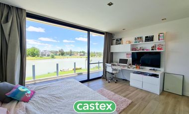 Casa en venta en Terralagos, Canning