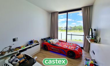Casa en venta en Terralagos, Canning