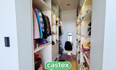 Casa en venta en Terralagos, Canning