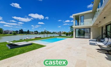 Casa en venta en Terralagos, Canning