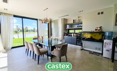 Casa en venta en Terralagos, Canning