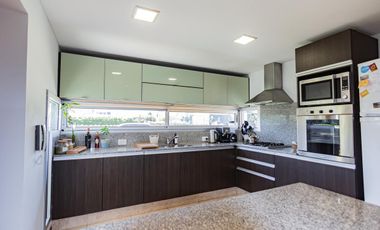 SAN SEBASTIAN - VENTA DE CASA DE 3 DORMITORIOS EN BARRIO CERRADO