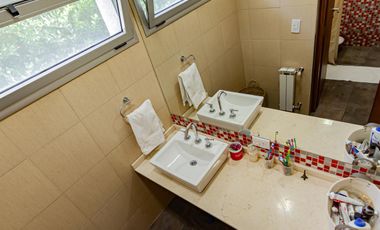 SAN SEBASTIAN - VENTA DE CASA DE 3 DORMITORIOS EN BARRIO CERRADO