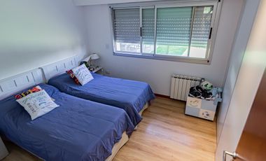 SAN SEBASTIAN - VENTA DE CASA DE 3 DORMITORIOS EN BARRIO CERRADO