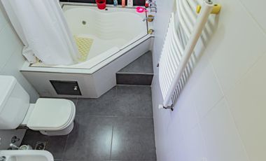 SAN SEBASTIAN - VENTA DE CASA DE 3 DORMITORIOS EN BARRIO CERRADO