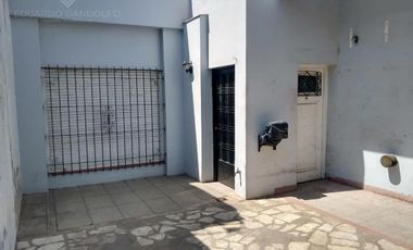 Casa de Corte Antiguo refaccionada - Venta Directa - Oportunidad!!
