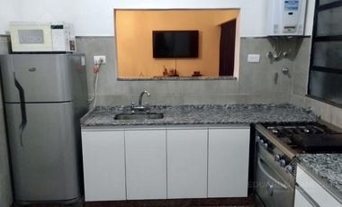 Casa de Corte Antiguo refaccionada - Venta Directa - Oportunidad!!
