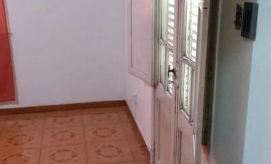 Casa de Corte Antiguo refaccionada - Venta Directa - Oportunidad!!