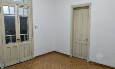 Casa de Corte Antiguo refaccionada - Venta Directa - Oportunidad!!