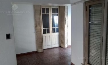 Casa de Corte Antiguo refaccionada - Venta Directa - Oportunidad!!