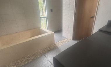 Casa en exclusiva privada
