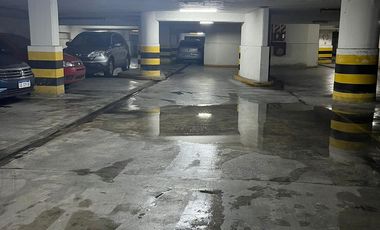 Amplia cochera apta camioneta en Zona Tribunales, General Paz al 500, Barrio Sur