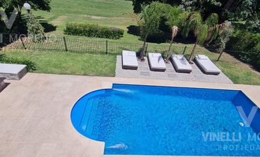 Casa de categoria en  Saint Thomas Sur