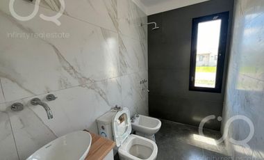 Venta Casa San Sebastián - Área 11