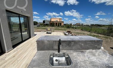 Venta Casa San Sebastián - Área 11